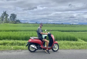 Cómo alquilar Moto en Bali [Consejos y Contactos]