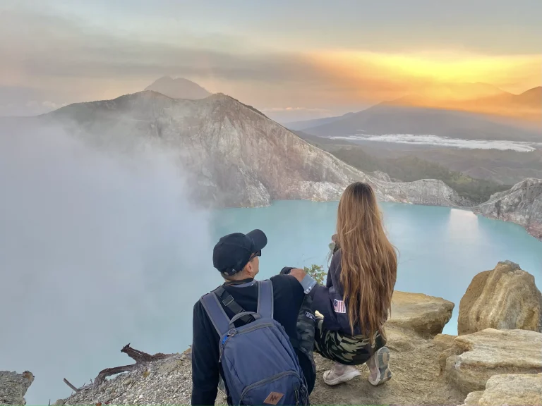 Cómo visitar el volcán Ijen de Indonesia: Guía completa (2024)