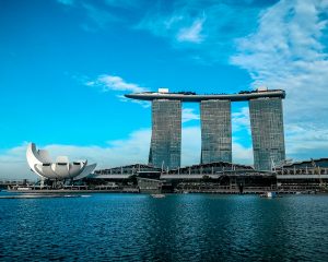 Cómo moverse por Singapur: Transportes y Consejos [2025]