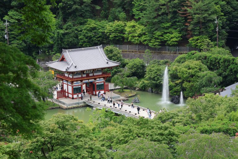 templo katsuoji