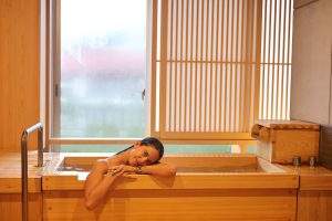 Qué es un onsen y todo lo que debes saber antes de ir