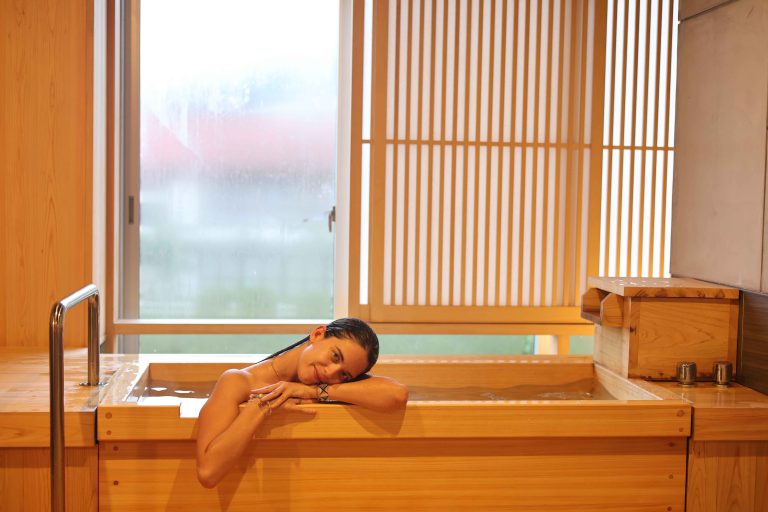Qué es un onsen y todo lo que debes saber antes de ir
