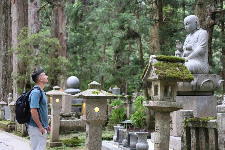 okunoin cementery