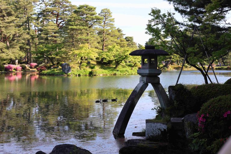 jardin tradicional zen en kanazawa